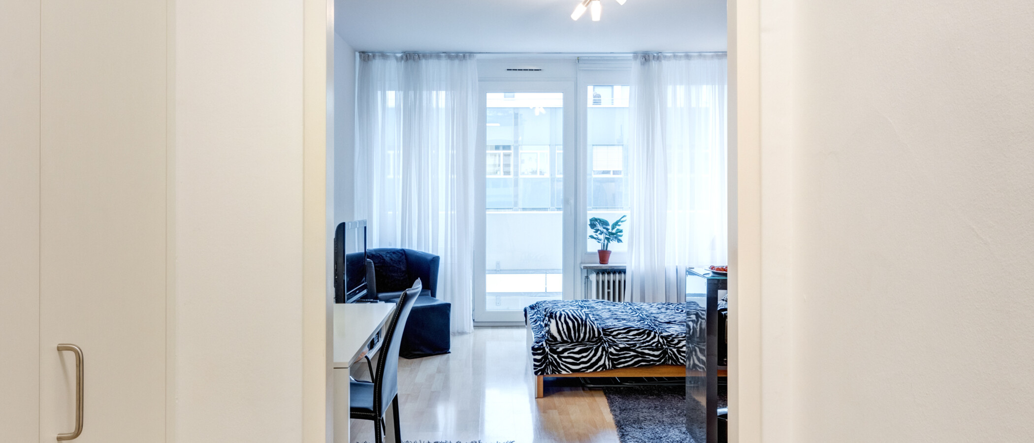 Flat München Schwabing-West 03 Korridor/gang 6455