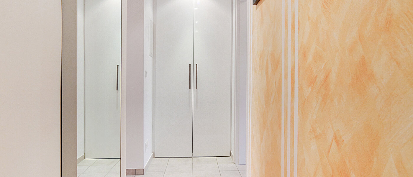 Ploché München Schwabing (links der Leopoldstraße) 01 Chodba/chodba 6480