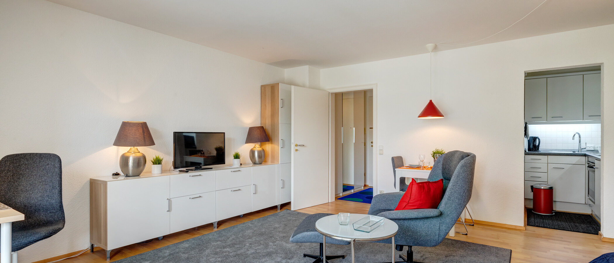 Плосък München Schwabing-Nord (zw. Belgrad- & Leopoldstraße) 03 Дневна зона 6538