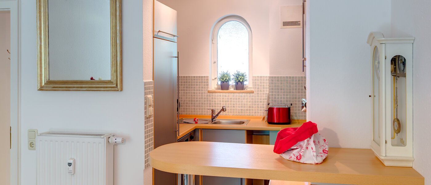 Trädgårdslägenhet München Neuhausen 04 Kök 6555