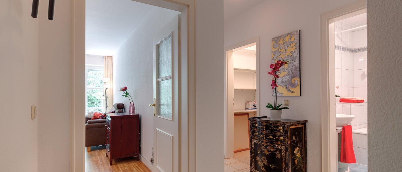 Trädgårdslägenhet München Neuhausen 01 Korridor/hallgång 6555