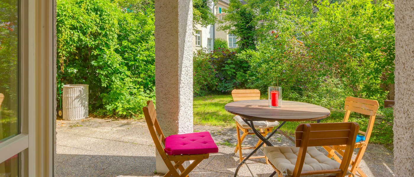 Trädgårdslägenhet München Neuhausen 03 Terrass 6555