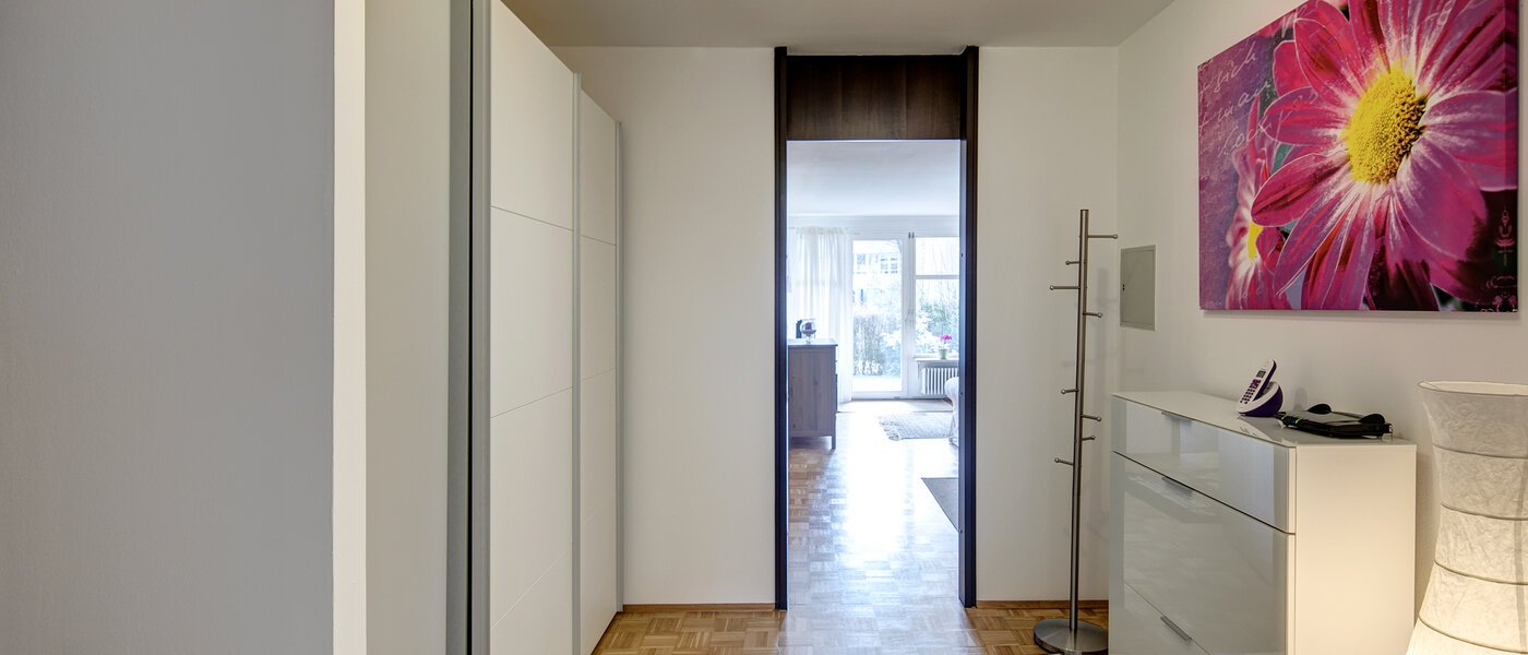 Plat München Arabellapark 02 Gang/hal 6561