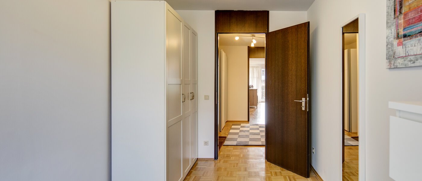 Plat München Arabellapark 03 2e slaapkamer 6561