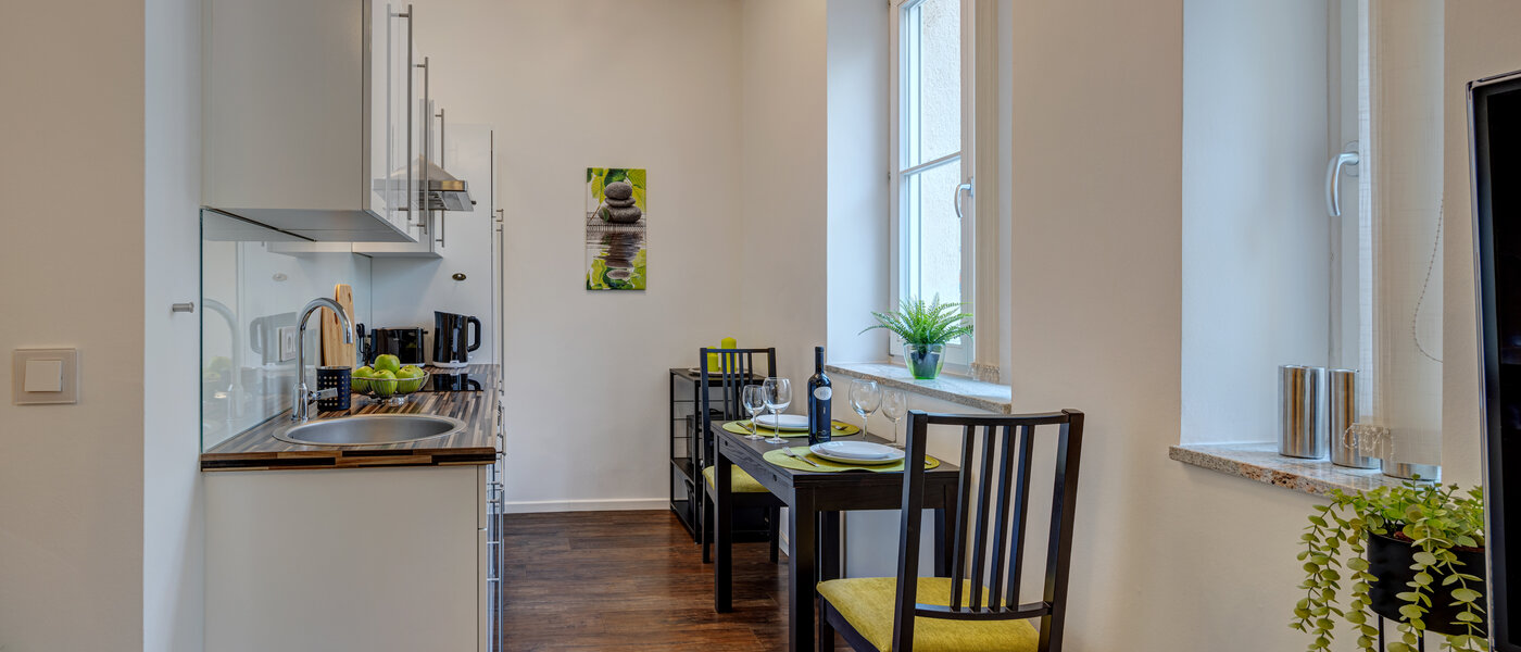 Flad München Neuhausen 02 Køkken 6646