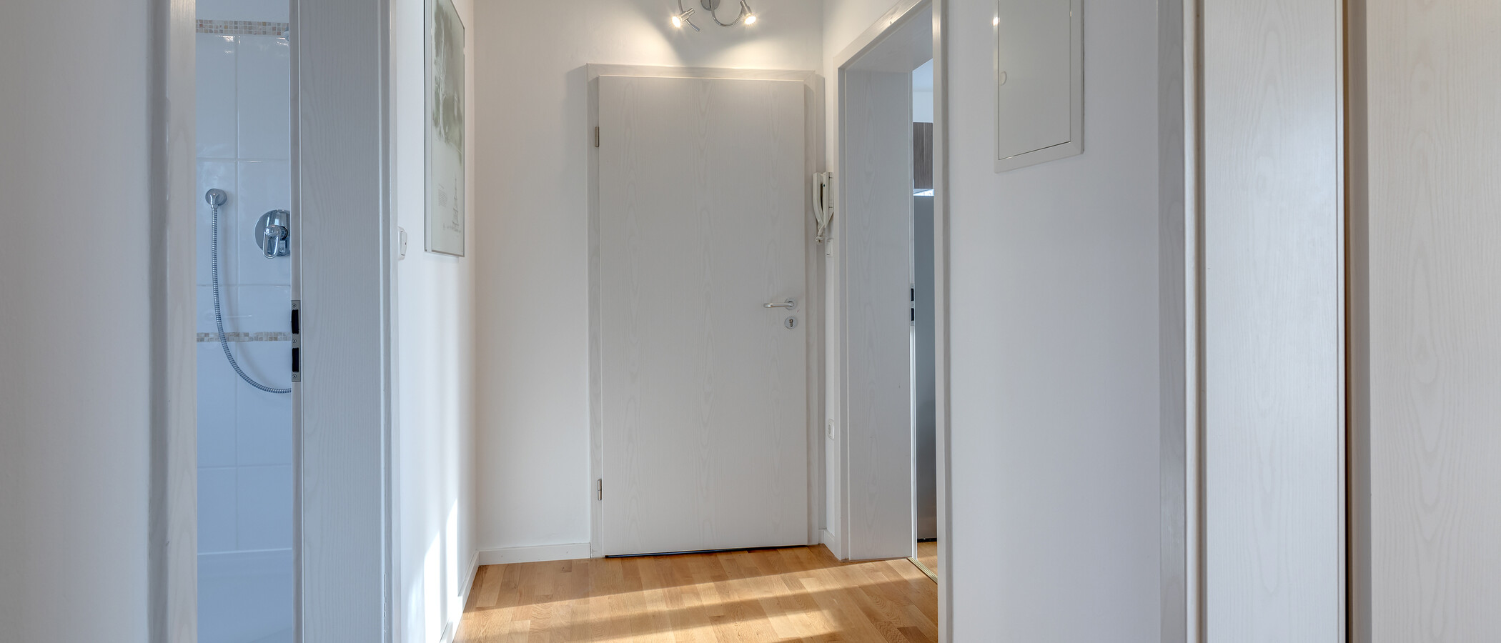Flat München Moosach 01 Korridor/gang 6666