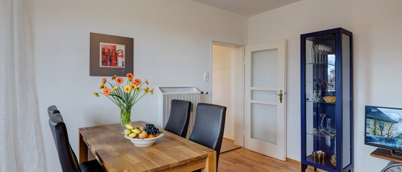 플랫 München Parkstadt Bogenhausen 03 거실 공간 669