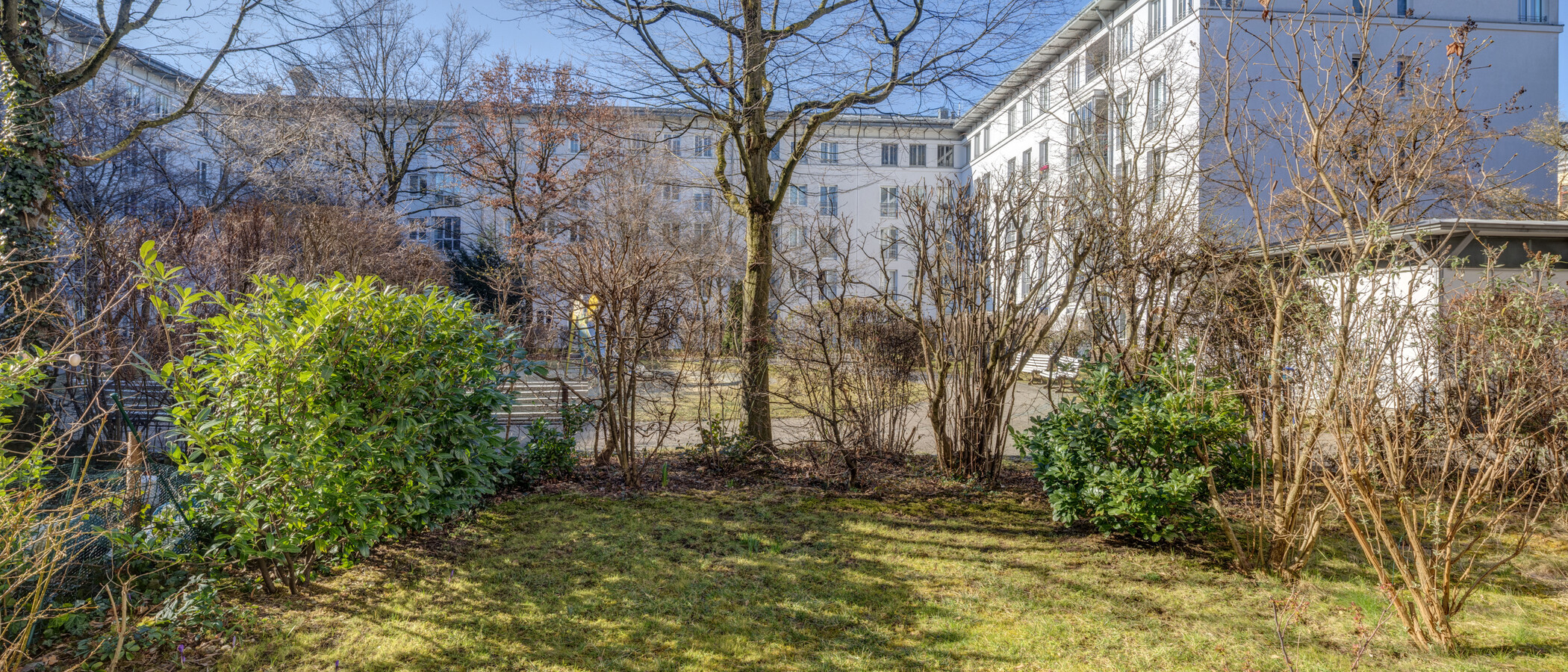 Kerti lakás München Neuhausen 01 Kert 6696