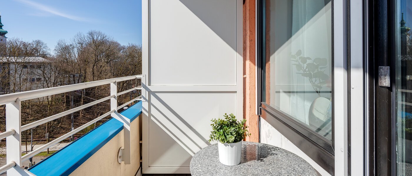 Плосък München Bogenhausen 01 Балкон 6716