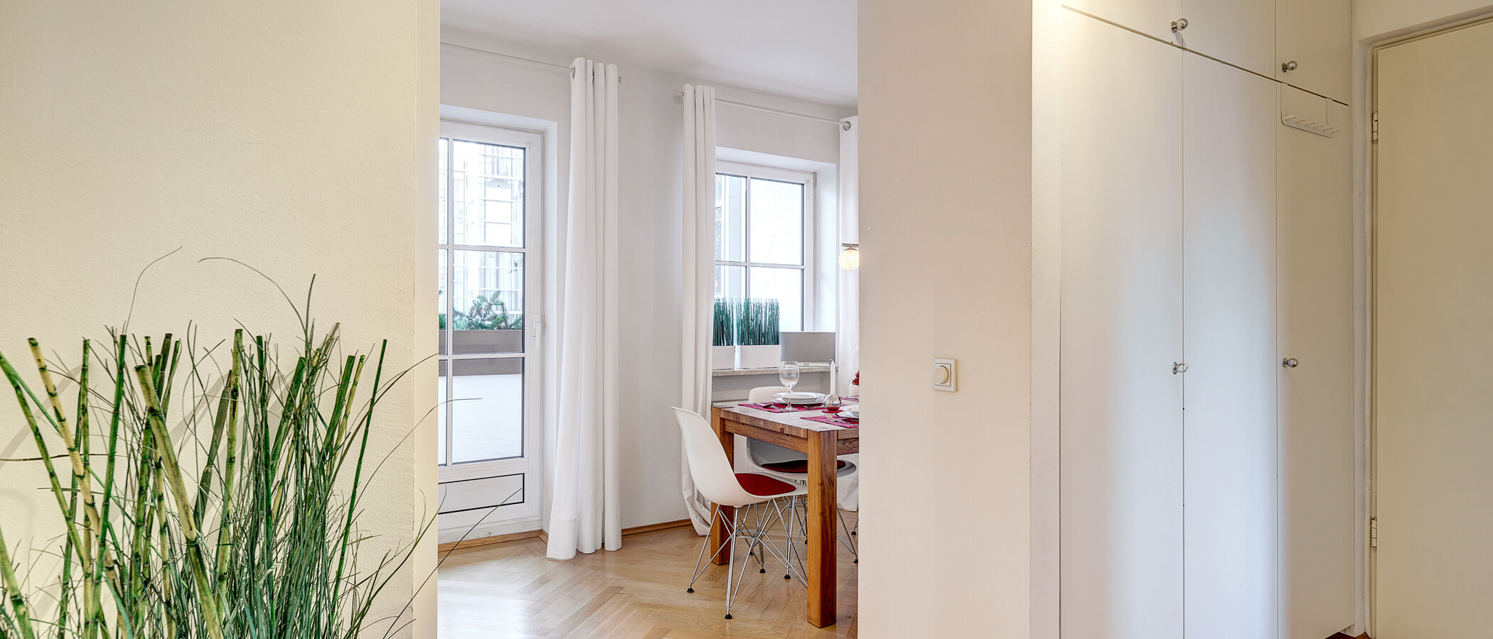 Flat München Schwabing-West (rund um den Bonner Platz) 03 Korridor/gang 6724