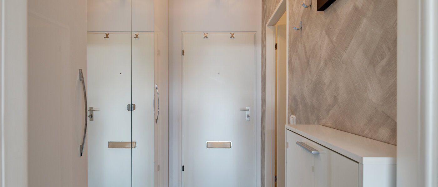 Ravna stran München Au 02 Koridor/hodnik 6755