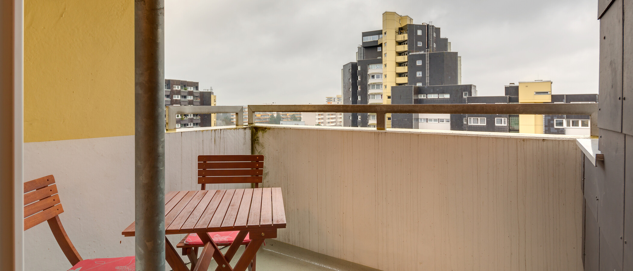 Ploché München Neuperlach 01 Balkon 6793