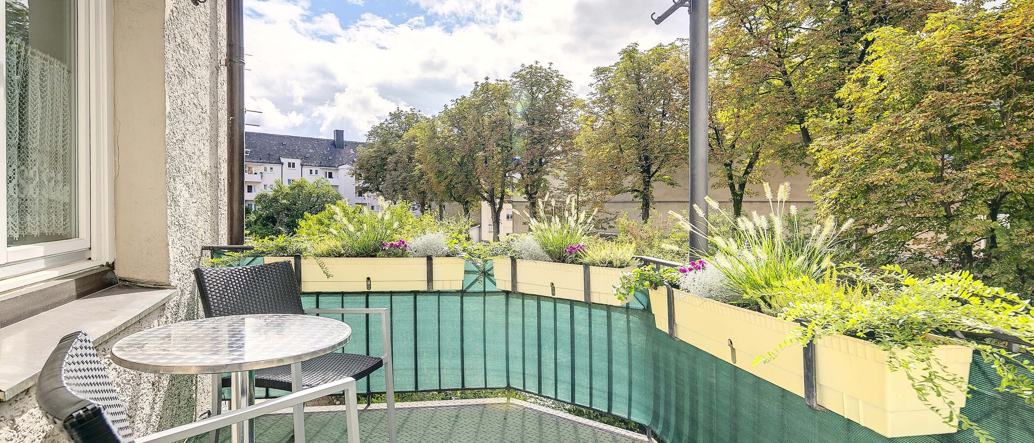 Плоский München Altbogenhausen 01 Балкон 681