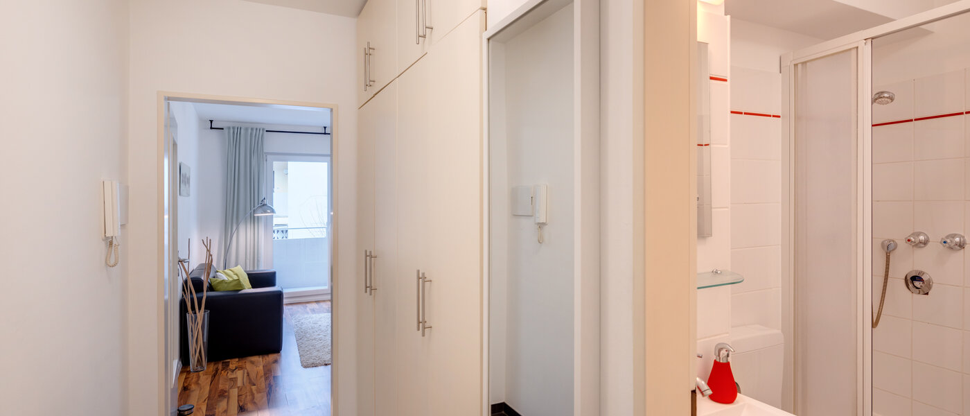 Ravna stran München Glockenbachviertel 02 Koridor/hodnik 6835