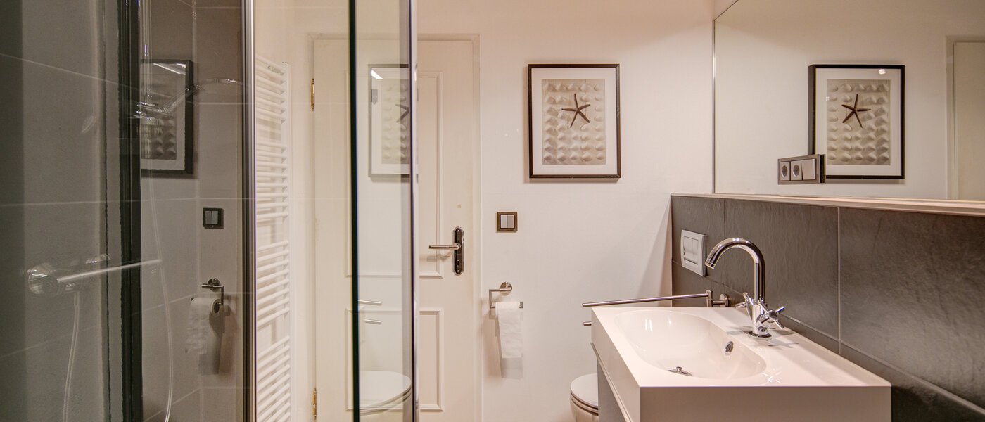 Galerie plată München Nymphenburg 03 Baie 69