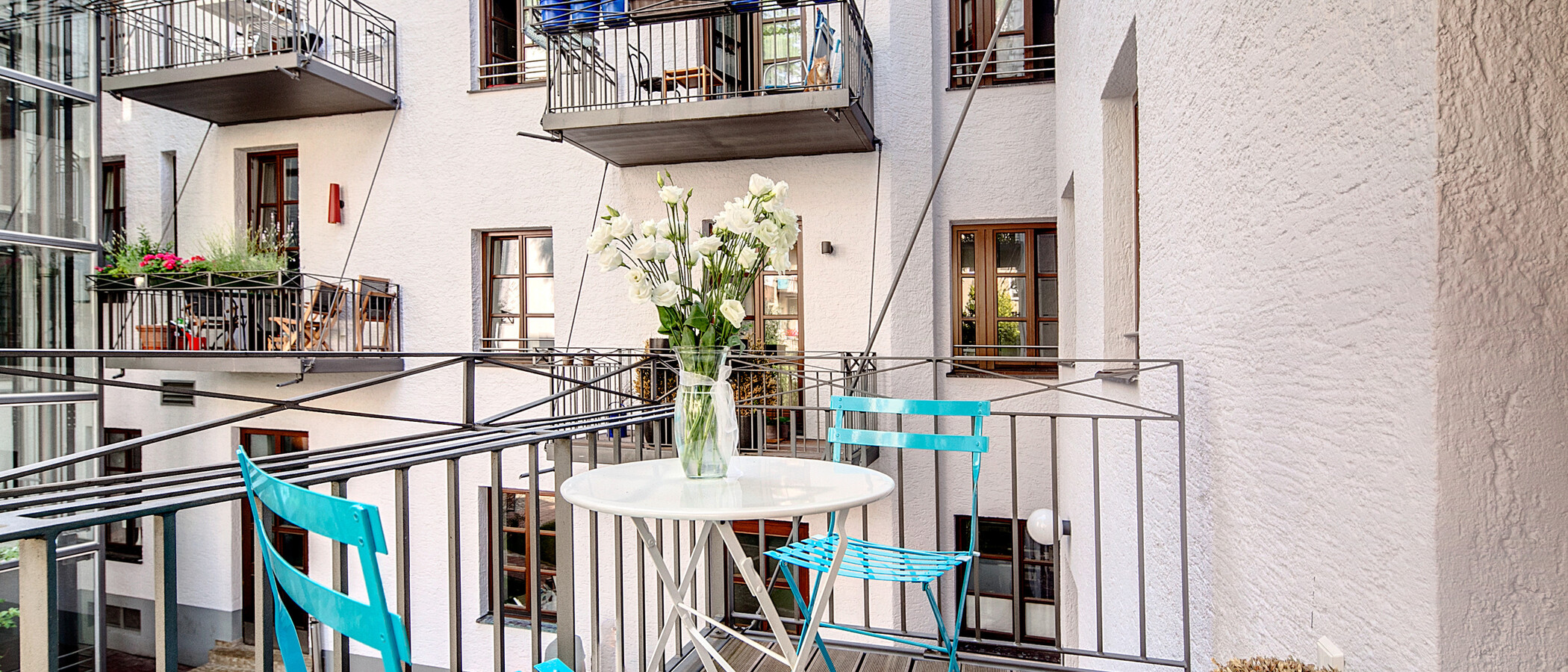 Flad München Schwabing-Nord (zw. Belgrad- & Leopoldstraße) 02 Balkon 6907