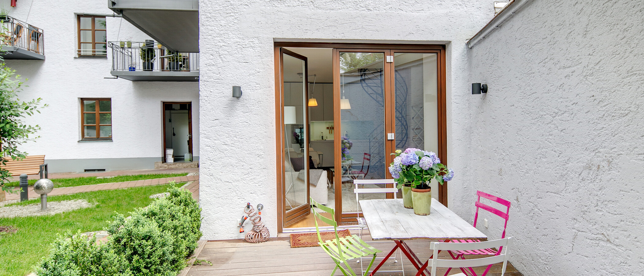 Flad München Schwabing-Nord (zw. Belgrad- & Leopoldstraße) 01 Terrasse 6907