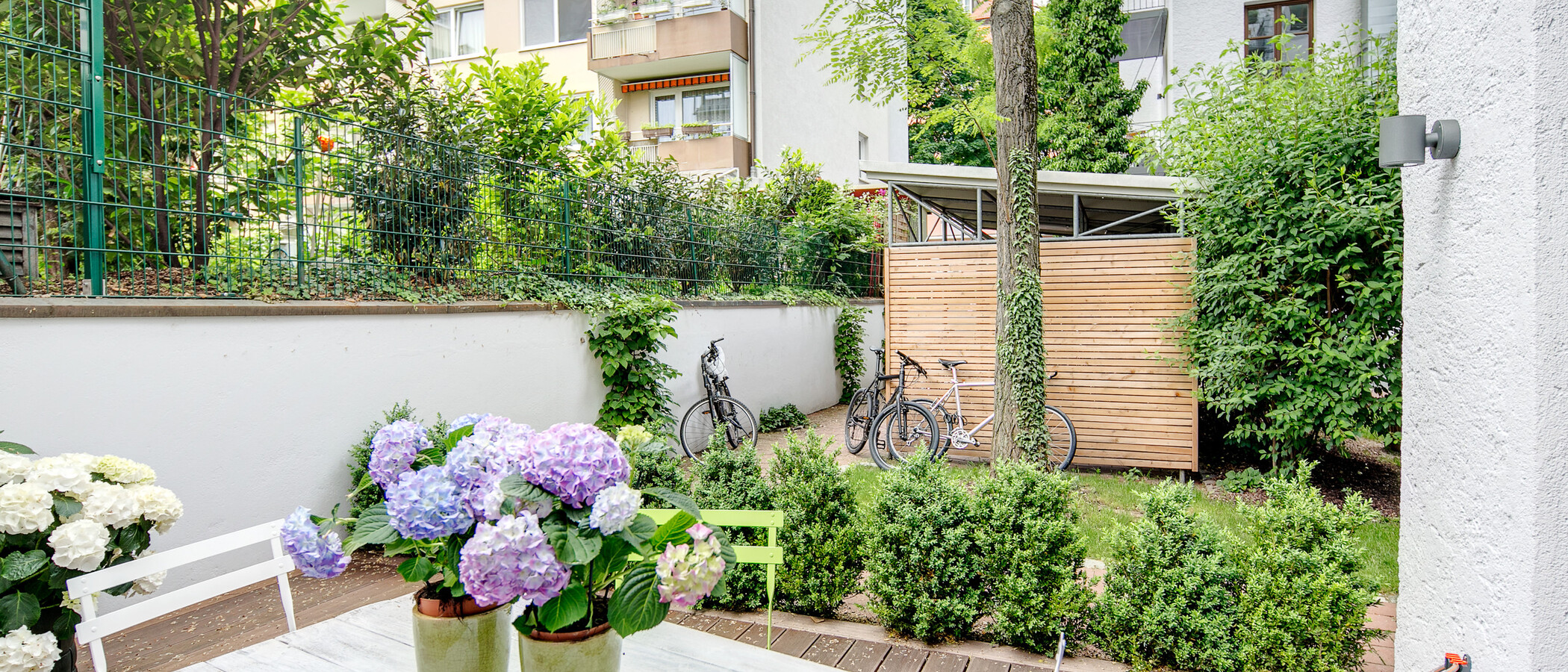 Flad München Schwabing-Nord (zw. Belgrad- & Leopoldstraße) 02 Terrasse 6907
