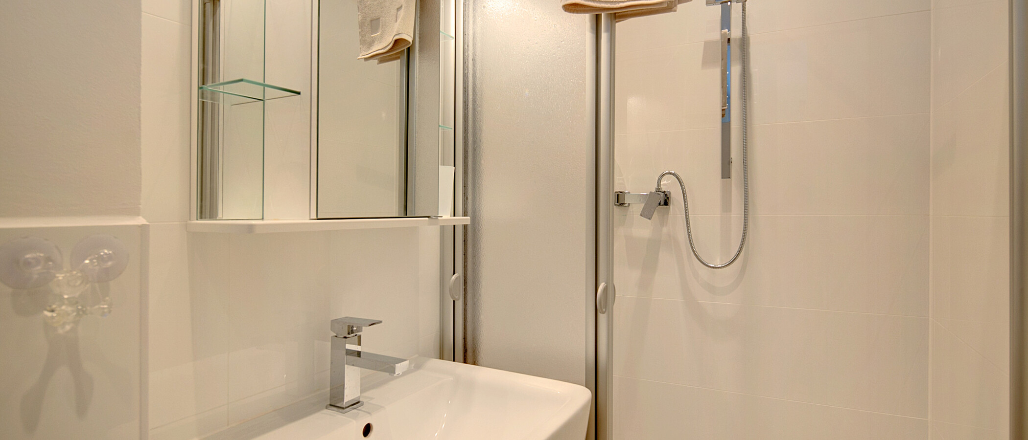 Lapos München Haidhausen 01 Fürdőszoba 6958