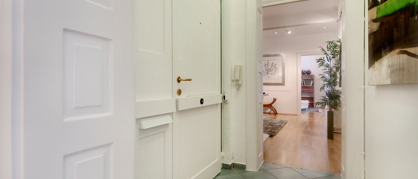 Lapos München Glockenbachviertel 01 Folyosó/folyosó 6991