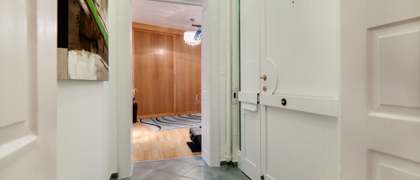 Lapos München Glockenbachviertel 02 Folyosó/folyosó 6991