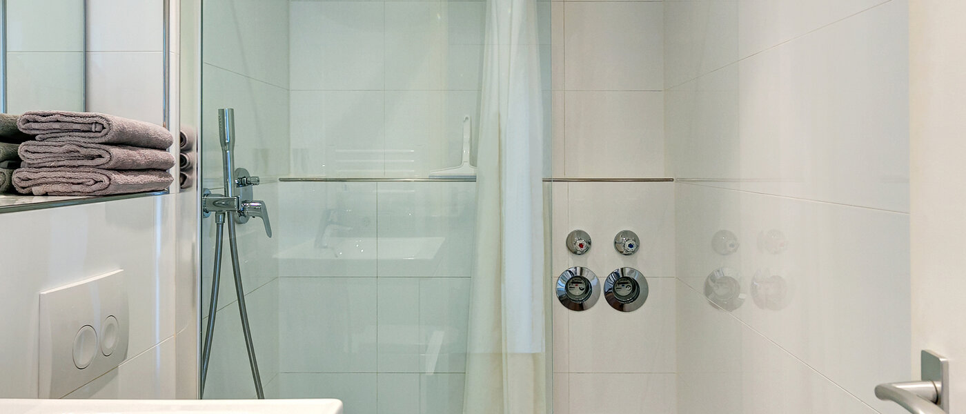 Ravna stran München Solln 01 Kopalnica 6993