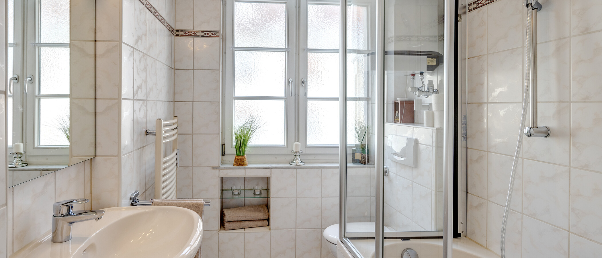 Ravna stran München Schwabing 01 Kopalnica 7034