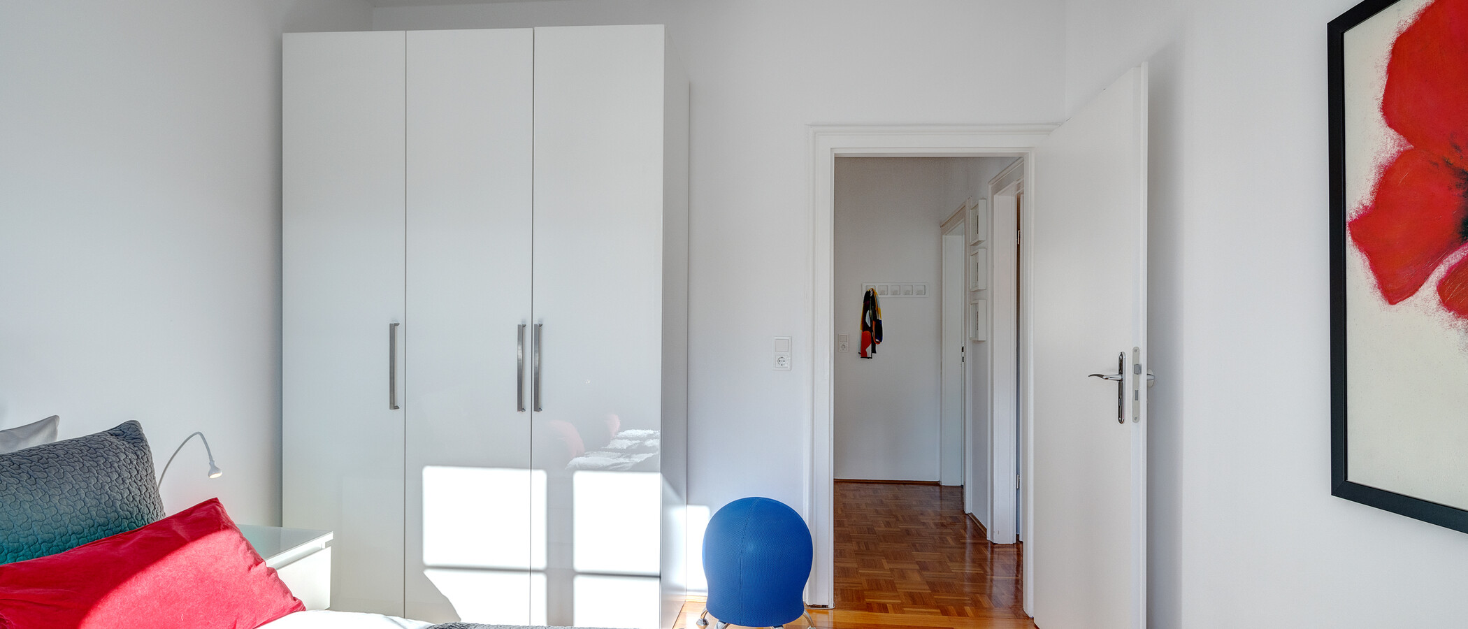 Ravna stran München Schwabing 03 Spalnica 7034