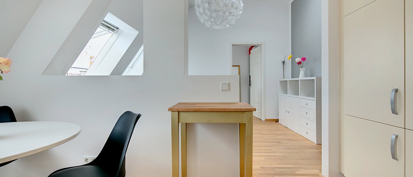 다락방 평면 München Neuhausen 04 주방 7084