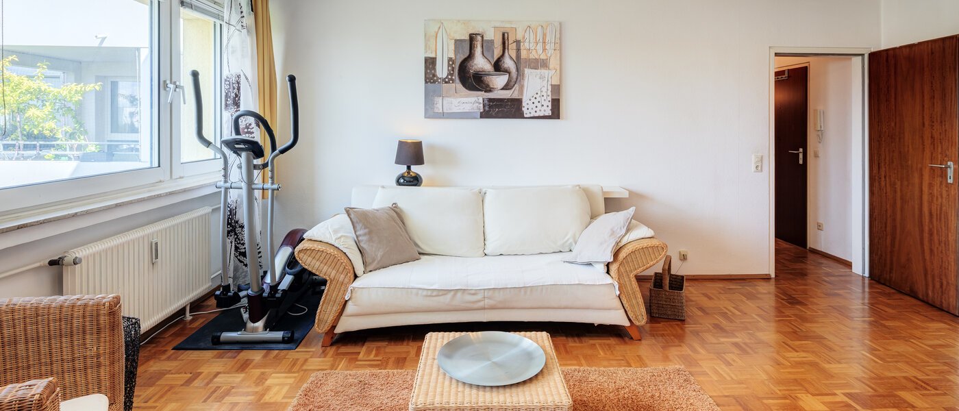 Ravna stran München Ramersdorf 02 Dnevni prostor 7154