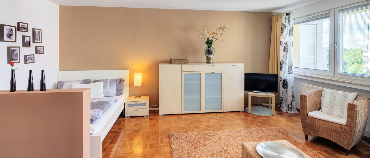 Ravna stran München Ramersdorf 04 Dnevni prostor 7154