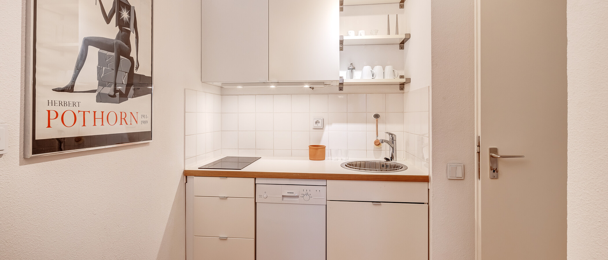 Ravna stran München Schwabing-West 01 Kuhinja 7194