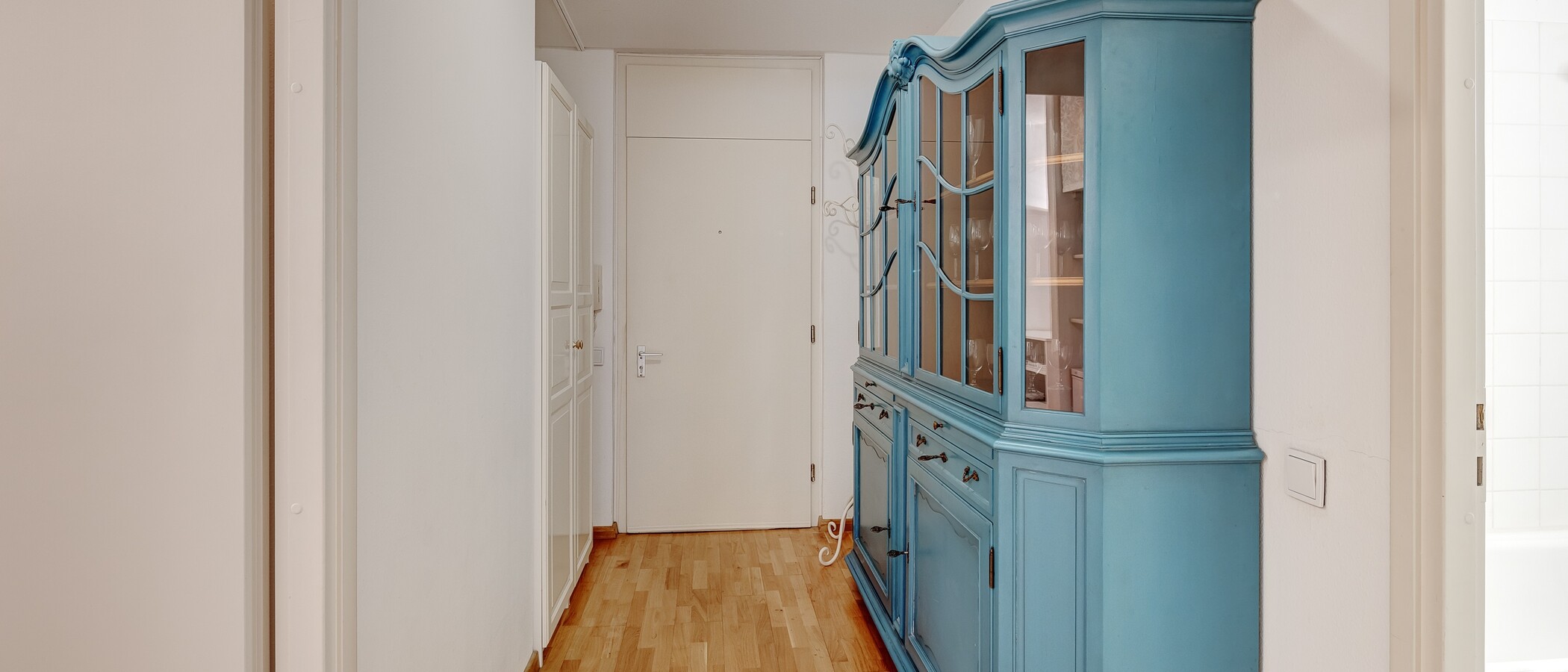 Ravna stran München Schwabing-West 03 Koridor/hodnik 7194