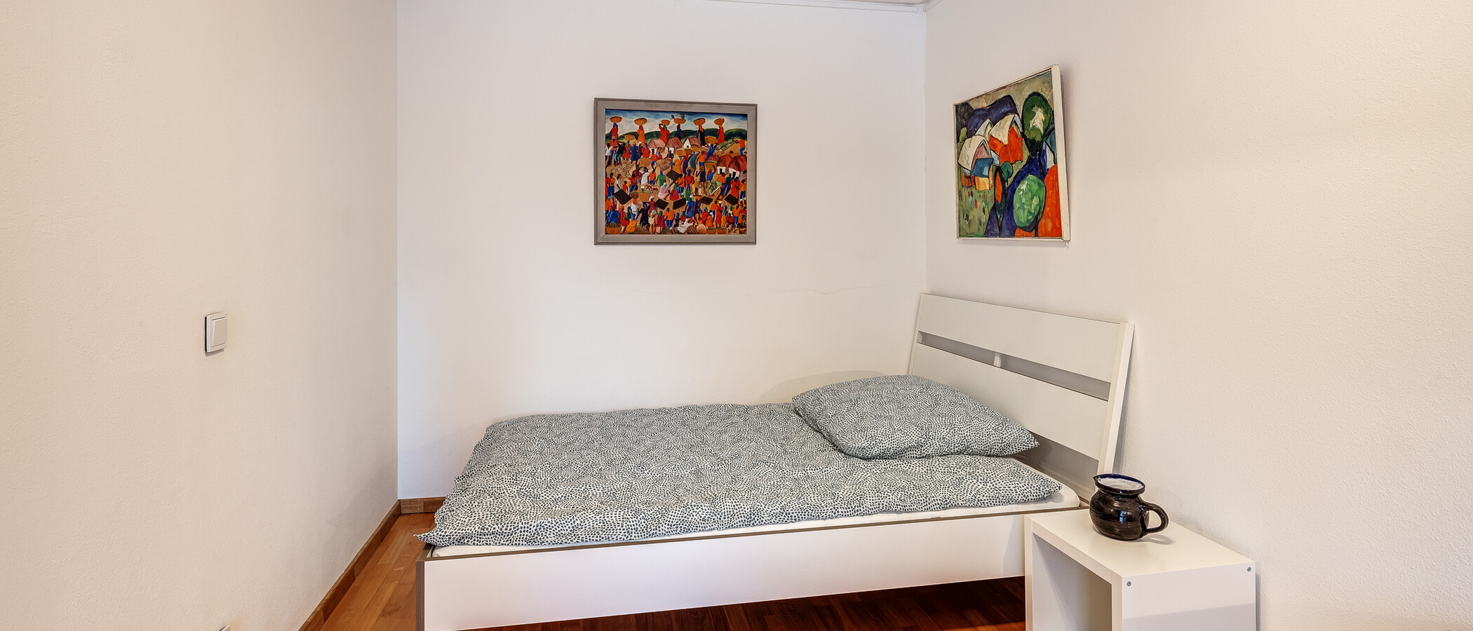 Ravna stran München Schwabing-West 01 Spalnica 7194