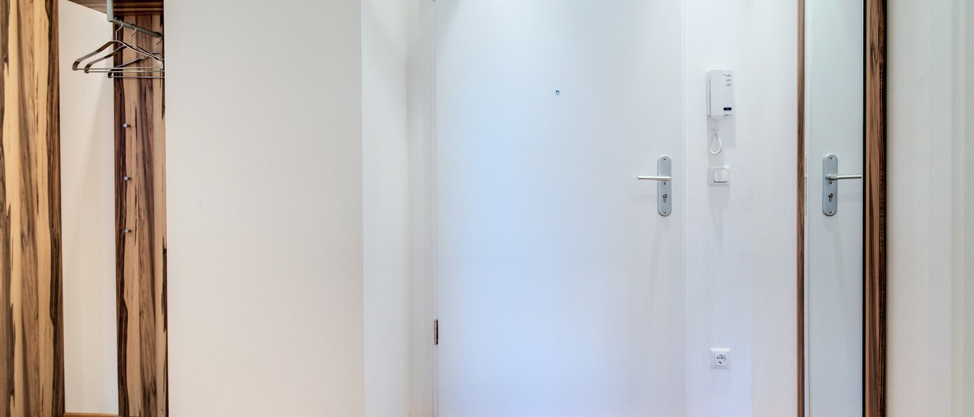 Lapos München Johanneskirchen 03 Folyosó/folyosó 7218