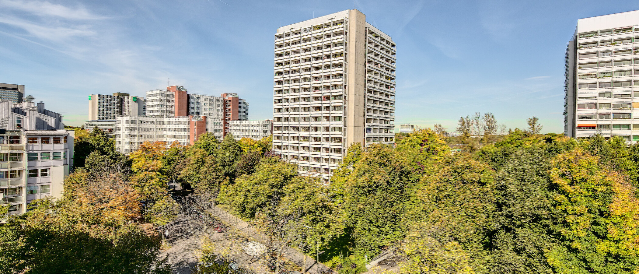 Апартамент с покривна тераса München Arabellapark 03 Вижте 7279