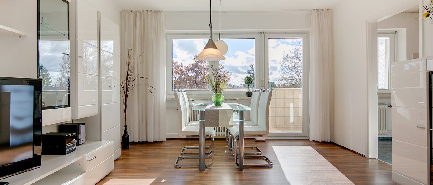 Flad Eichenau 01 At leve 7320