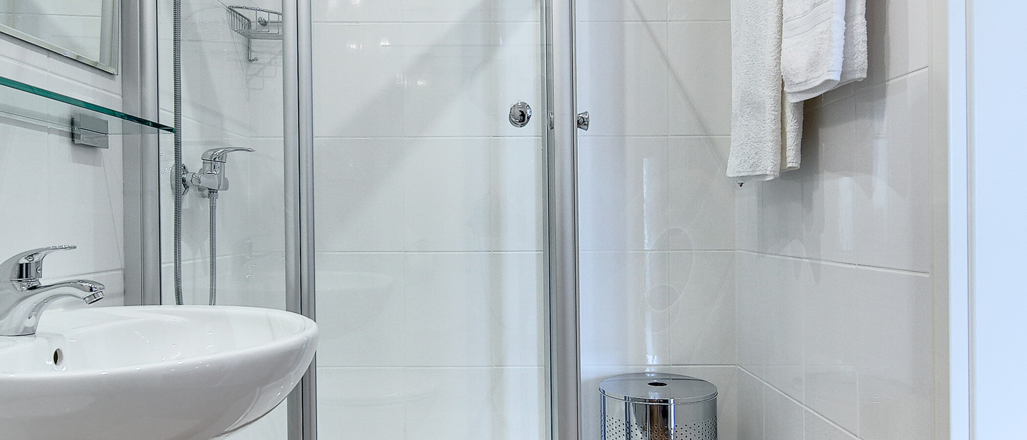 Ploché München Johanneskirchen 01 Kúpeľňa 7350