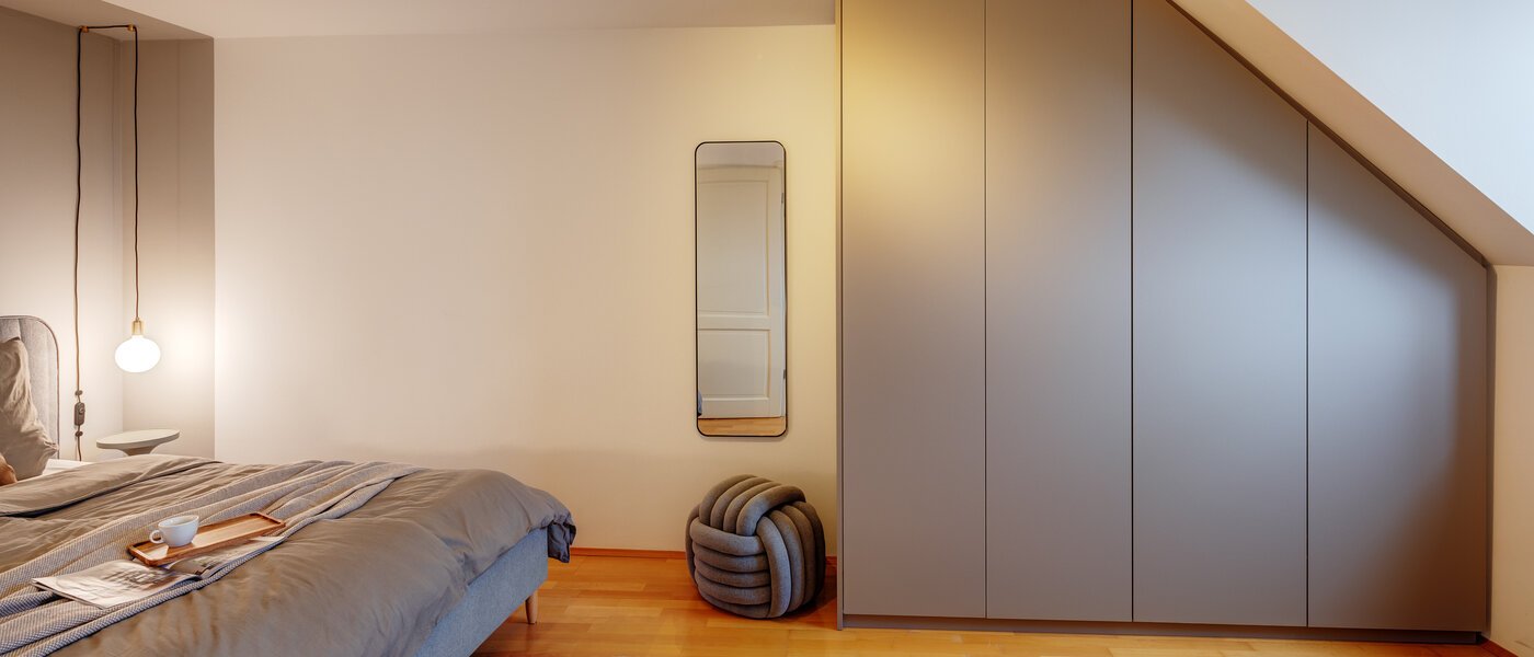 Flad München Au 03 Soveværelse 7380