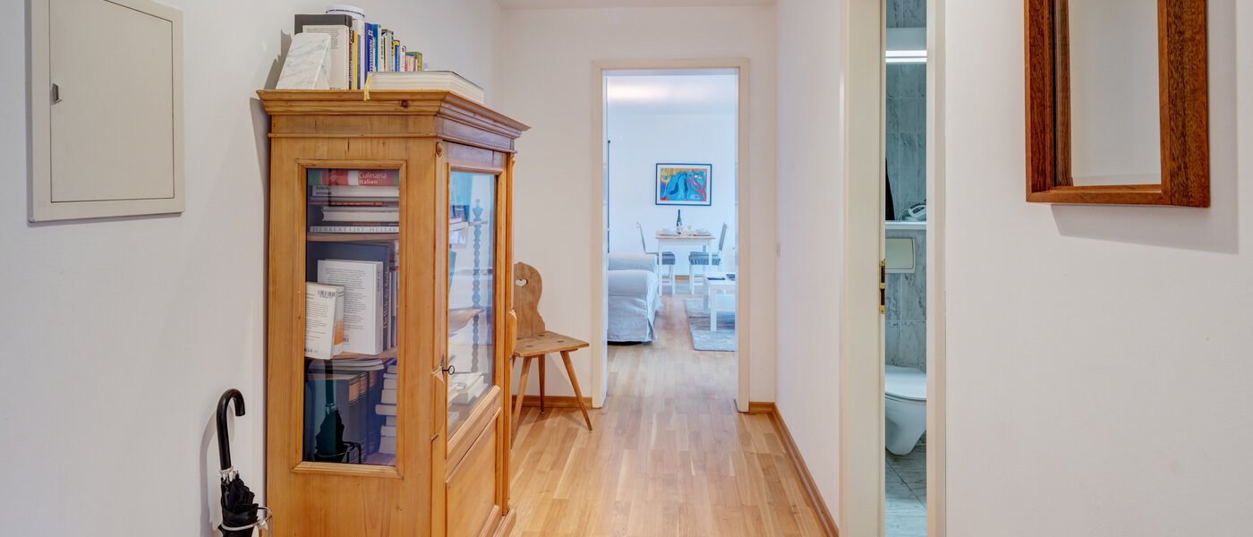 Ploché München Haidhausen 02 Chodba/chodba 7485