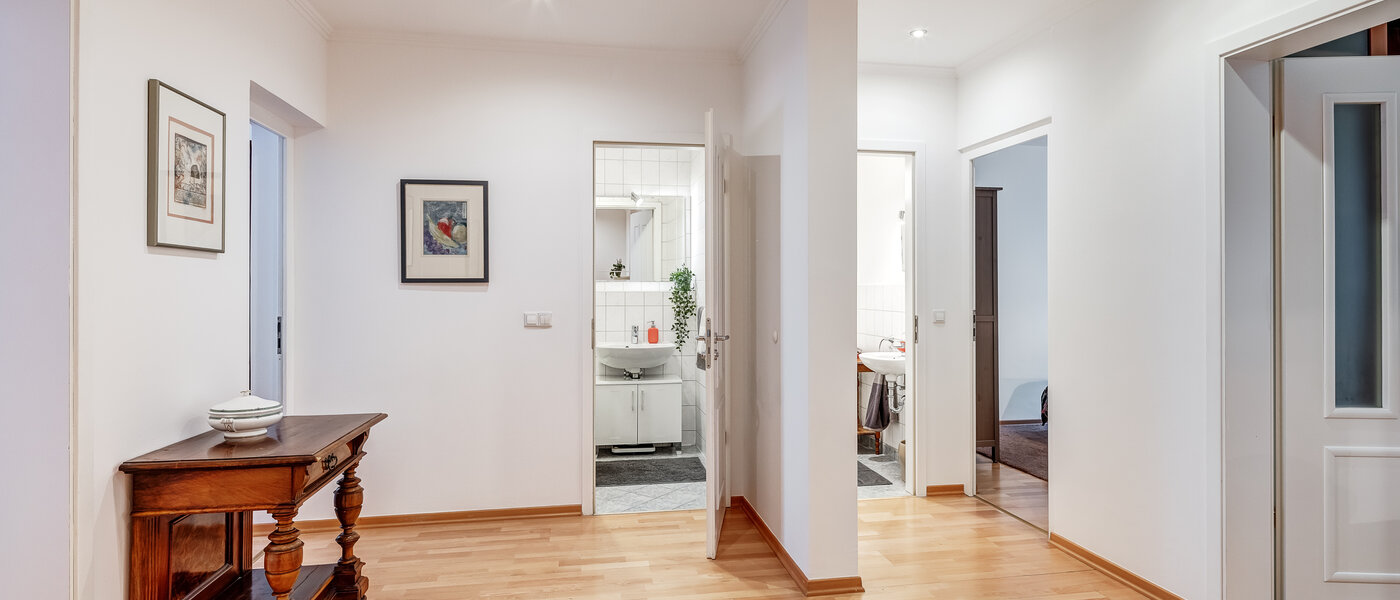 Flat München Haidhausen 03 Korridor/gang 7586