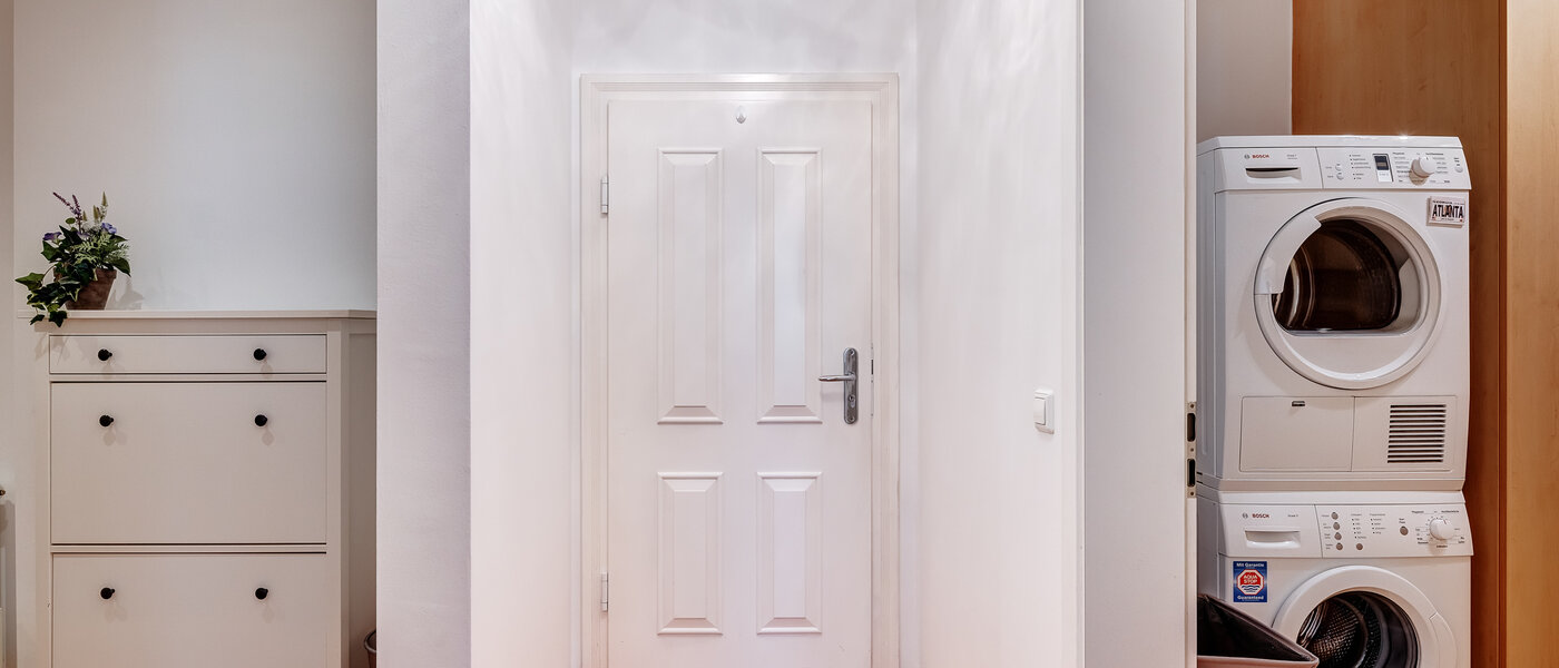 Flat München Haidhausen 04 Korridor/gang 7586