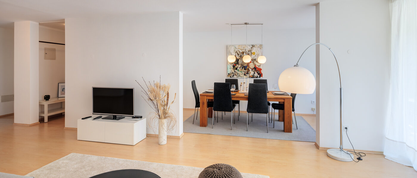 Lapos München Schwabing-Nord (zw. Leopoldstraße & Englischen Garten) 02 Nappali 7670