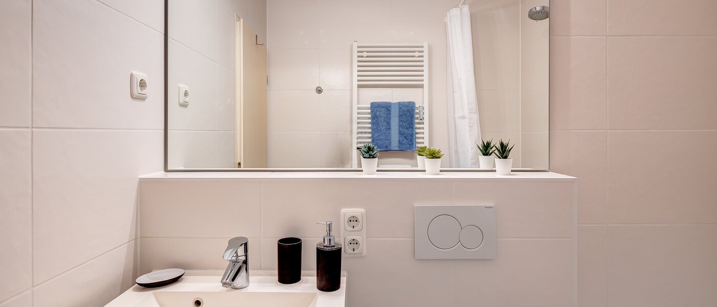 Lapos München Schwabing-West (rund um den Hohenzollernplatz) 02 Fürdőszoba 7675