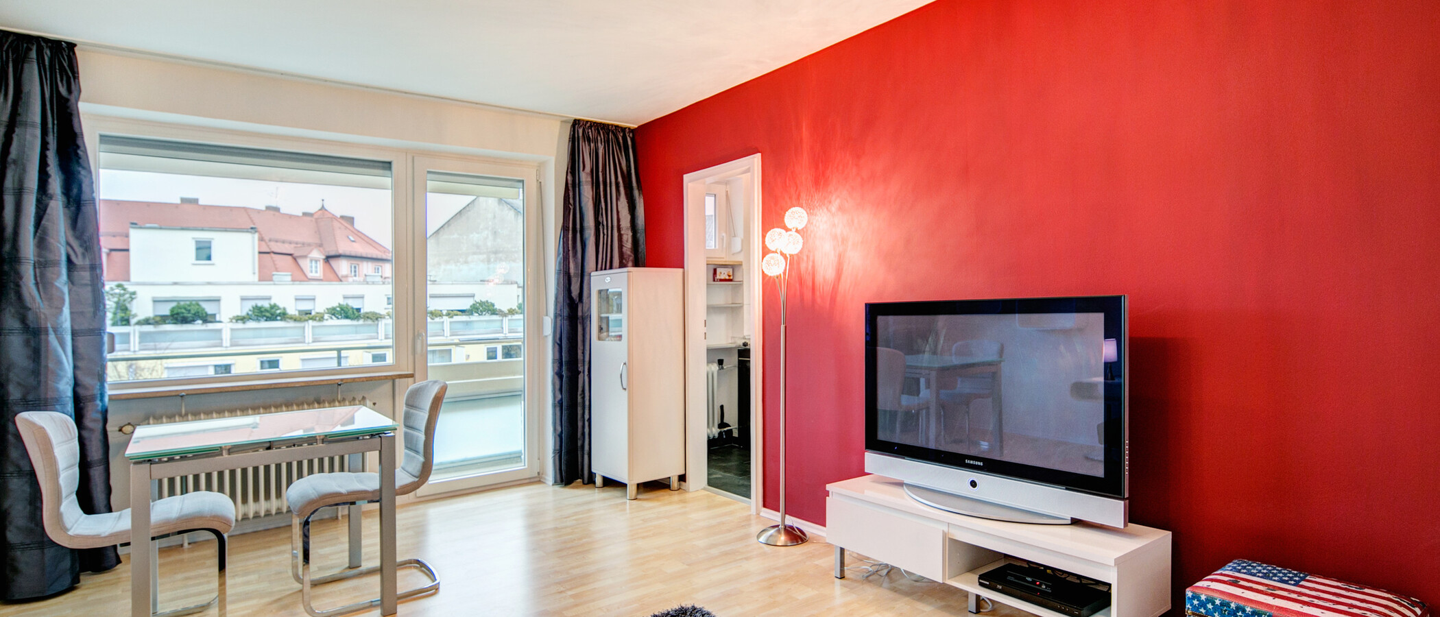 Плосък München Neuhausen 02 Living 7677