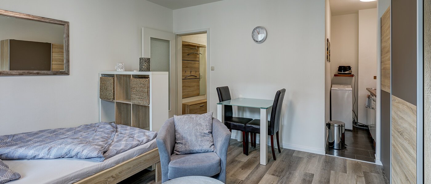 플랫 München Schwabing (links der Leopoldstraße) 03 거실 공간 7687