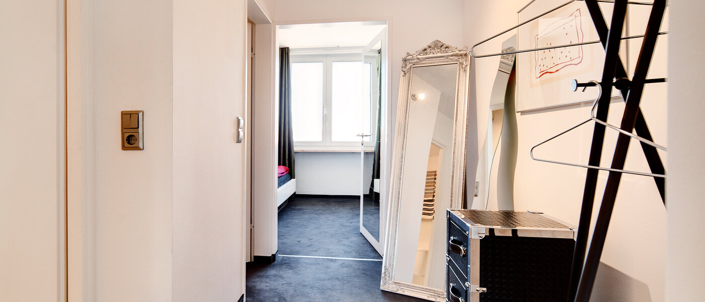 Stanovanje s strešno teraso München Schwabing-West (rund um den Hohenzollernplatz) 01 Koridor/hodnik 7704