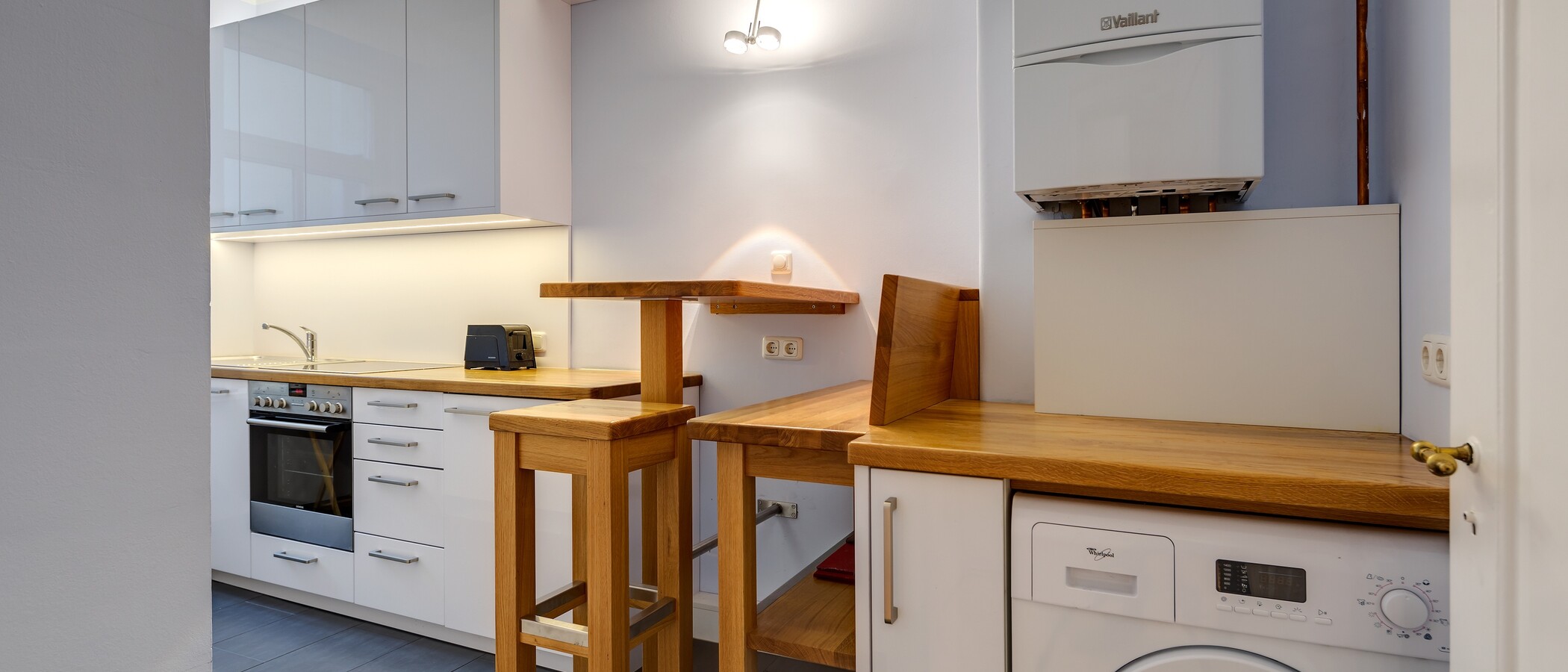 Плосък München Schwabing-Nord (zw. Belgrad- & Leopoldstraße) 02 Кухня 7732