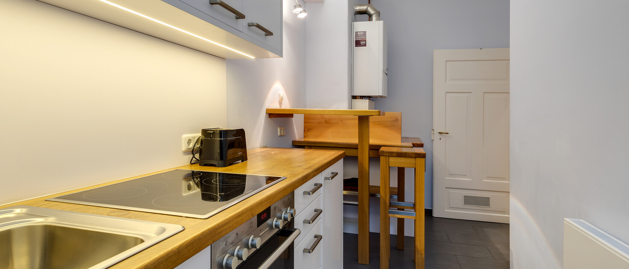 Плосък München Schwabing-Nord (zw. Belgrad- & Leopoldstraße) 03 Кухня 7732