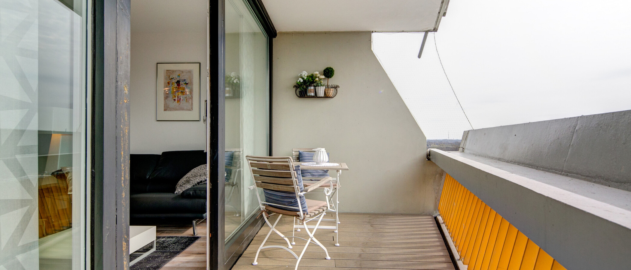 Flat München Schwabing-Nord (zw. Leopoldstraße & Englischen Garten) 02 Balkong 7791